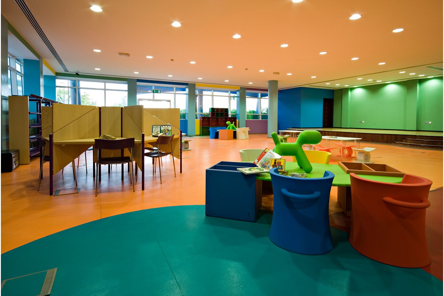 Al Mankhool Public Library