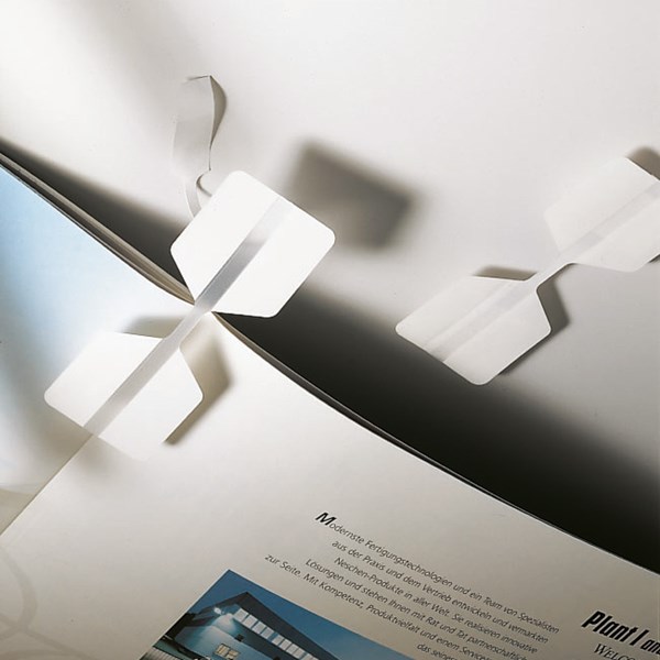 E3159 - Easy hold - adhesive plastic