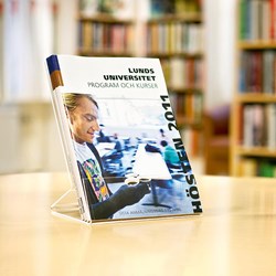 E3452 - Brochure stand